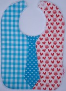 slabbetje met stropdas haantjes (das C)